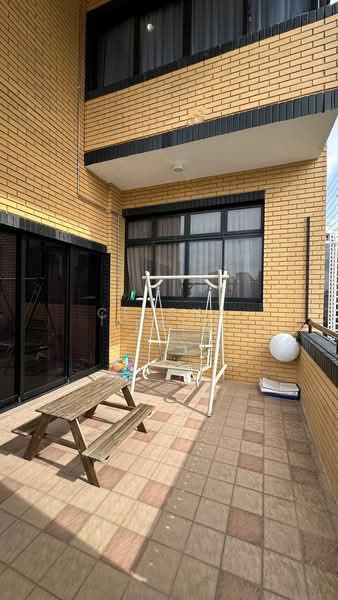 The Vantage Apartment For Sale at S$ 14,000,000 | PropertyGuru Singapore - Balcony