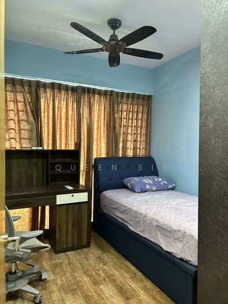 A Treasure Trove, 70 Punggol Walk, 3 Bedrooms, 1,206 sqft, Condominium For Rent, by Queen Sie, 500101009 - Bedroom - PropertyGuru.com.sg