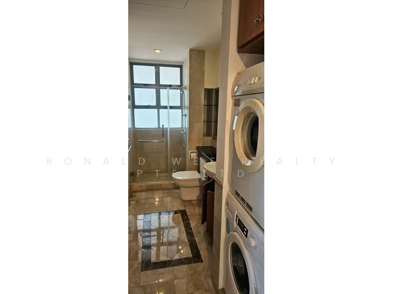Craig Place Apartment For Sale at S$ 1,138,000 | PropertyGuru Singapore - Bathroom