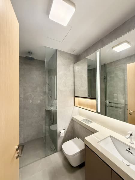 The Arden, 2 Phoenix Road, 2 Bedrooms, 755 sqft, Condominium For Rent, by Kevin Soh Lee Wee 苏立伟, 500101024 - Bathroom - PropertyGuru.com.sg