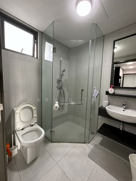 The Rise @ Oxley - Residences, 71 Oxley Rise, 3 Bedrooms, 818 sqft, Condominium For Sale, by Marvin Tng, 500101029 - Bathroom - PropertyGuru.com.sg