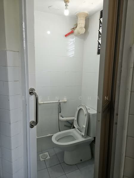 170 Ang Mo Kio Avenue 4, 170 Ang Mo Kio Avenue 4, 2 Bedrooms, 656 sqft, HDB Flat For Sale, by Eugene Chan, 500101045 - PropertyGuru.com.sg