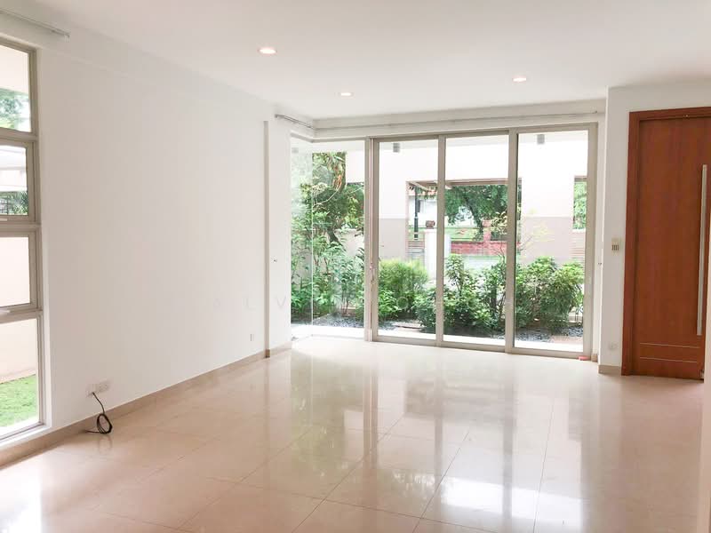 Braddell Heights Estate, Matlock Rise, 7 Bedrooms, 5,700 sqft, Bungalow House For Rent, by Calvin Choh, 500101053 - Living Room - PropertyGuru.com.sg