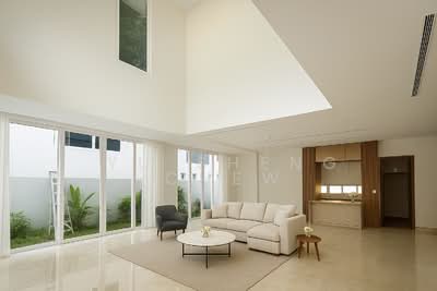 For Sale - Detached Home. 1KM to Maris Stella. Walking Distance to Nex