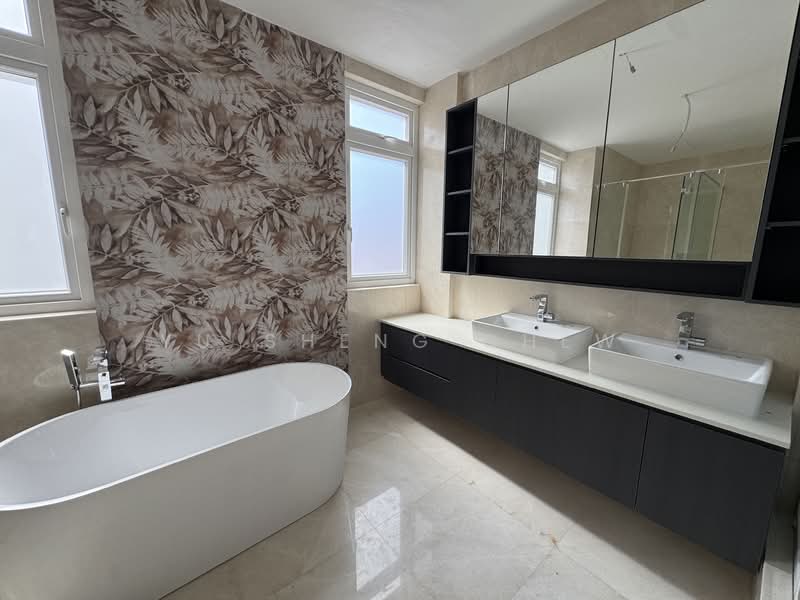 Detached Home. 1KM to Maris Stella. Walking Distance to Nex, , 7 Bedrooms, 11,465 sqft, Detached House For Sale, by Yu Sheng Chew, 500101065 - Bathroom - PropertyGuru.com.sg