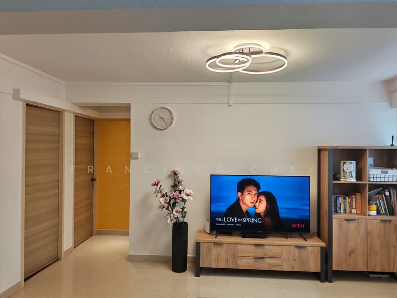 202 Toa Payoh North HDB Flat For Sale at S$ 542,800 | PropertyGuru Singapore - Living Room