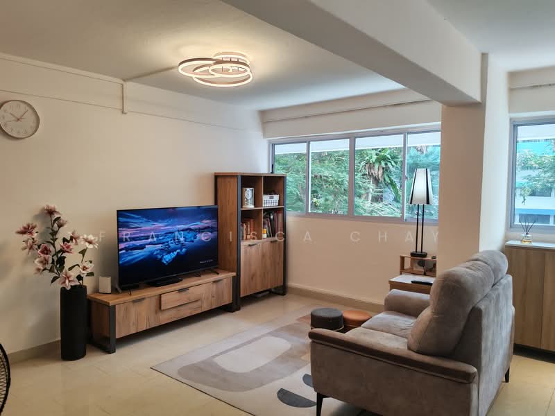 202 Toa Payoh North HDB Flat For Sale at S$ 542,800 | PropertyGuru Singapore - Living Room