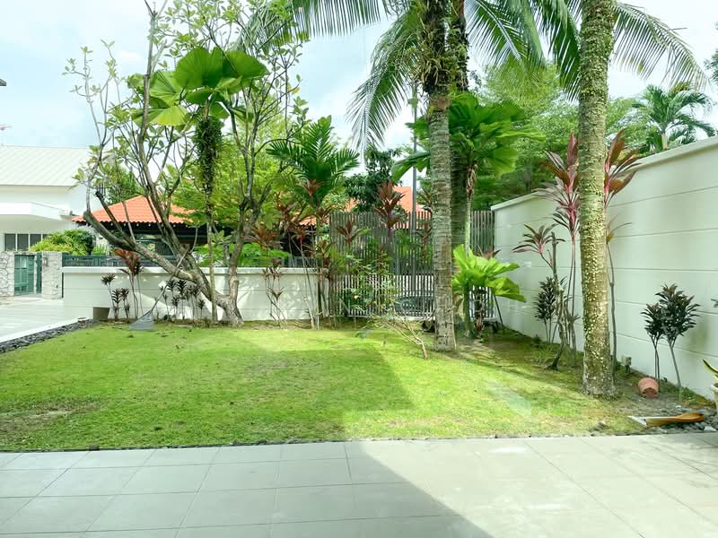 Braddell Heights Estate, Matlock Rise, 6 Bedrooms, 4,800 sqft, Bungalow House For Rent, by Calvin Choh, 500101071 - Garden - PropertyGuru.com.sg