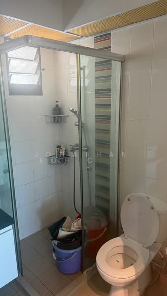 550B Segar Road, 550B Segar Road, 3 Bedrooms, 1,216 sqft, HDB Flat For Sale, by Jonathan Koh Chiang Liang, 500101079 - PropertyGuru.com.sg