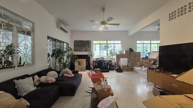 Landed Unit Near Tan Kah Kee MRT, , 5 Bedrooms, 4,001 sqft, Terraced House For Rent, by Raymond Tay, 500101086 - Living Room - PropertyGuru.com.sg