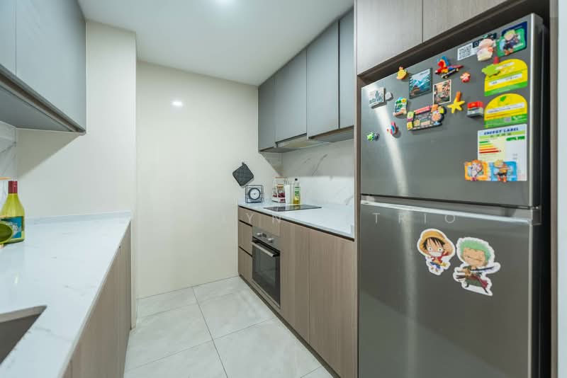 The Watergardens at Canberra Condominium For Sale at S$ 1,190,000 | PropertyGuru Singapore - Kitchen