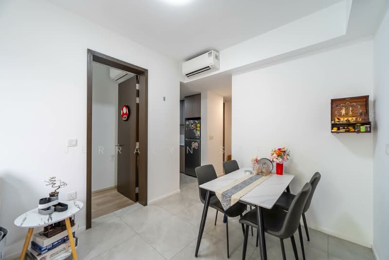 The Watergardens at Canberra Condominium For Sale at S$ 1,190,000 | PropertyGuru Singapore - Dining Room