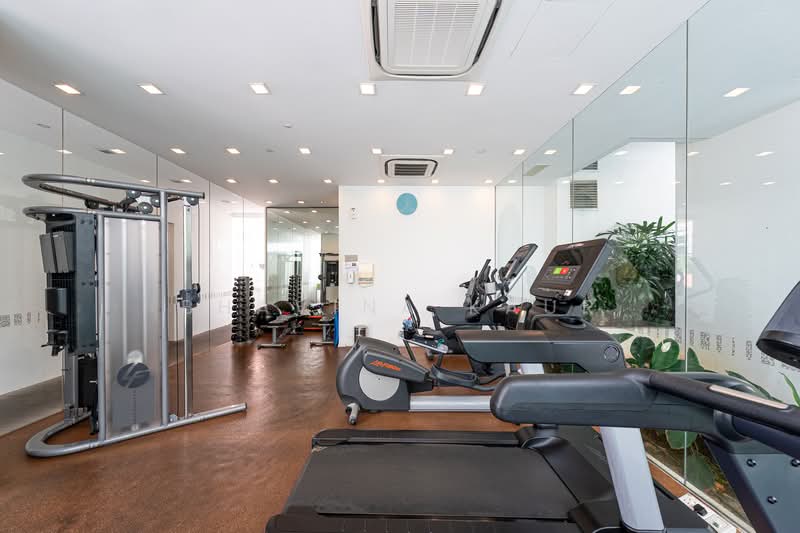 The Wharf Residence, 7 Tong Watt Road, 2 Bedrooms, 1,066 sqft, Condominium For Rent, by Bhavina Kaur, 500101091 - Gym - PropertyGuru.com.sg