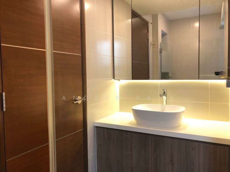 Pandan Valley Condominium For Sale at S$ 1,999,999 | PropertyGuru Singapore - Bathroom