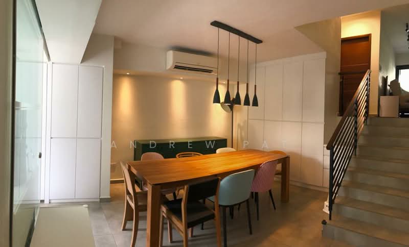 Pandan Valley Condominium For Sale at S$ 1,999,999 | PropertyGuru Singapore - Dining Room