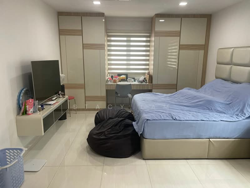 Westwood Park, Westwood Crescent, 5 Bedrooms, 4,415 sqft, Terraced House For Sale, by Stacy Lam, 500101100 - Bedroom - PropertyGuru.com.sg