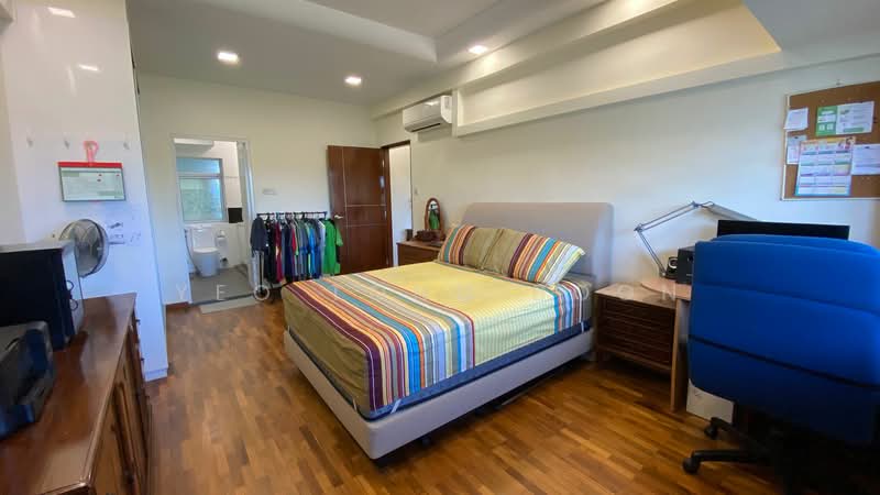 Queensway Tower Apartment For Sale at S$ 2,470,000 | PropertyGuru Singapore - Bedroom