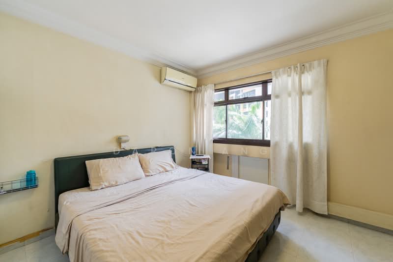 265 Toh Guan Road HDB Flat For Sale at S$ 800,000 | PropertyGuru Singapore - Bedroom