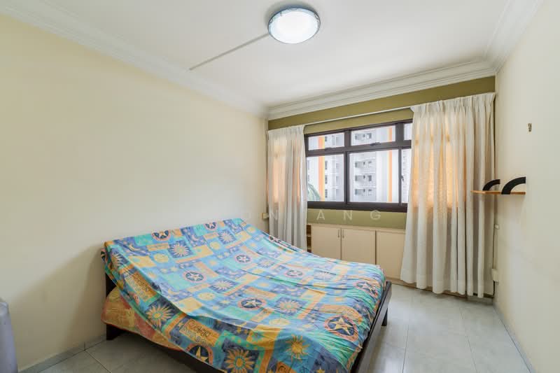 265 Toh Guan Road HDB Flat For Sale at S$ 800,000 | PropertyGuru Singapore - Bedroom