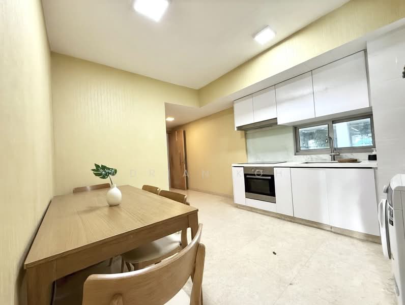 Eight Riversuites Condominium For Sale at S$ 1,750,000 | PropertyGuru Singapore - Kitchen