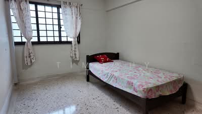 For Rent - 302 Clementi Avenue 4