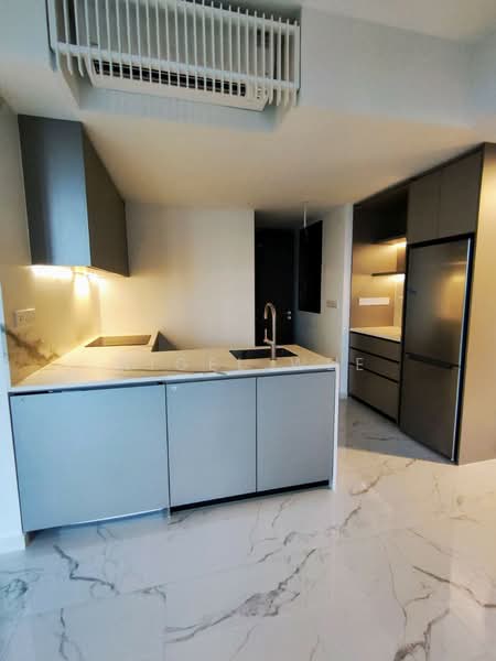 LIV @ MB, 114A Arthur Road, 2 Bedrooms, 861 sqft, Condominium For Sale, by Nigel Wee, 500101119 - Kitchen - PropertyGuru.com.sg