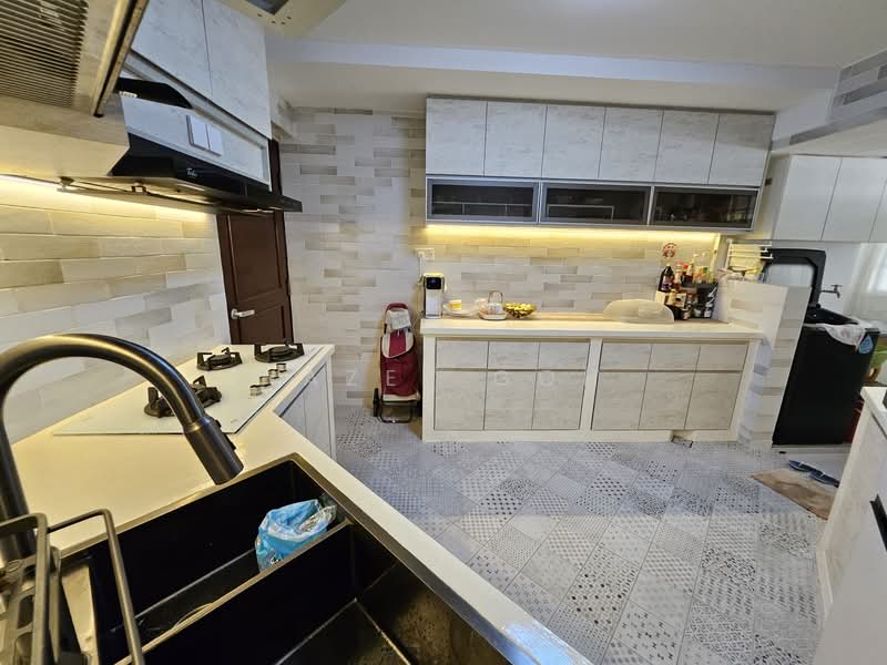 Melville Park, 12 Simei Street 1, 2 Bedrooms, 1,087 sqft, Apartment For Rent, by Hazel Goh, 500101122 - Kitchen - PropertyGuru.com.sg