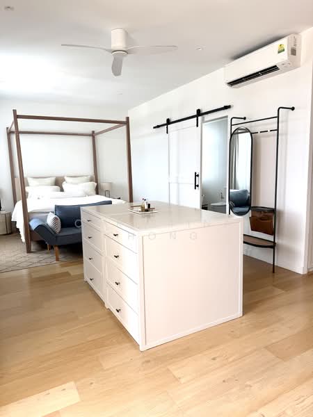 La Suisse I Condominium For Sale at S$ 6,950,000 | PropertyGuru Singapore - Master Bedroom