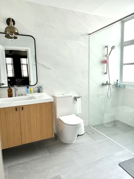 La Suisse I Condominium For Sale at S$ 6,950,000 | PropertyGuru Singapore - Upper Floor Junior Master Bathroom