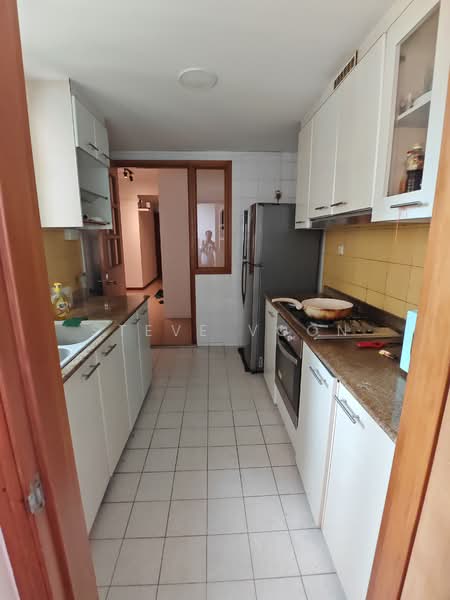 Queens, 16 Stirling Road, Room Rental, 200 sqft, Condominium For Rent, by Steve Voon, 500101145 - PropertyGuru.com.sg