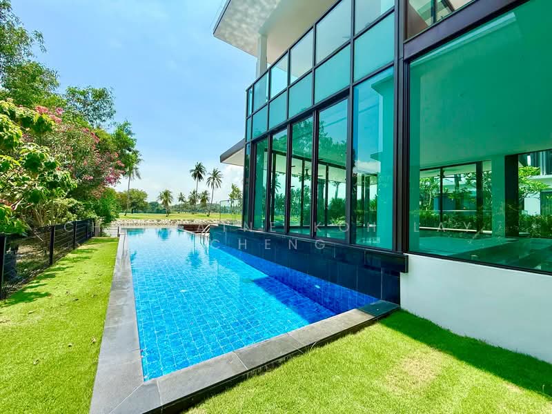 Ocean Drive, Ocean Drive, 5 Bedrooms, 8,000 sqft, Detached House For Rent, by CHERMAINE Koh Lay Cheng, 500101151 - Swimming Pool - PropertyGuru.com.sg