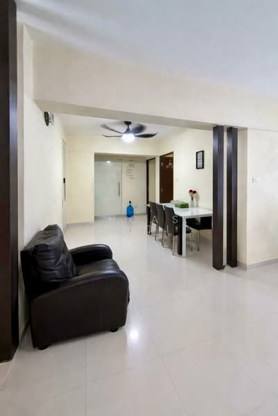 504A Montreal Drive HDB Flat For Sale at S$ 770,000 | PropertyGuru Singapore - Living Room