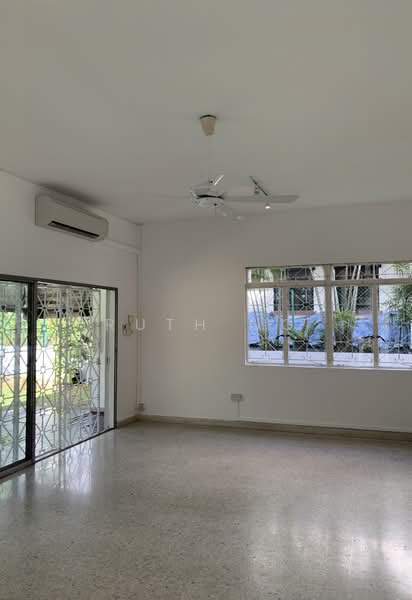 Watten Close, , 3 Bedrooms, 4,001 sqft, Detached House For Rent, by Ruth Ng, 500101162 - Living Room - PropertyGuru.com.sg