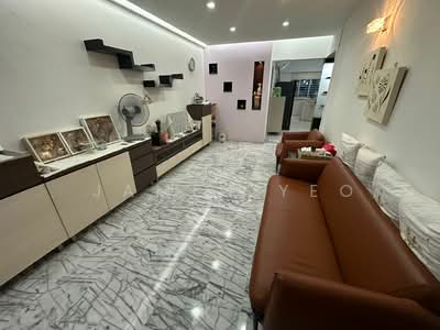 For Sale - 209 Tampines Street 21