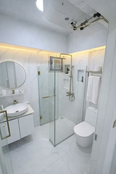 228A Ang Mo Kio Street 23 HDB Flat For Sale at S$ 1,350,000 | PropertyGuru Singapore - Bathroom