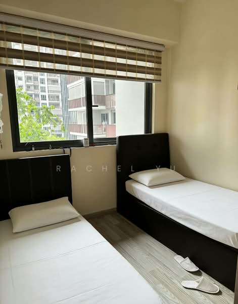 Lakeville, 9 Jurong Lake Link, 2 Bedrooms, 732 sqft, Condominium For Rent, by Rachel Yu, 500101176 - Bedroom - PropertyGuru.com.sg