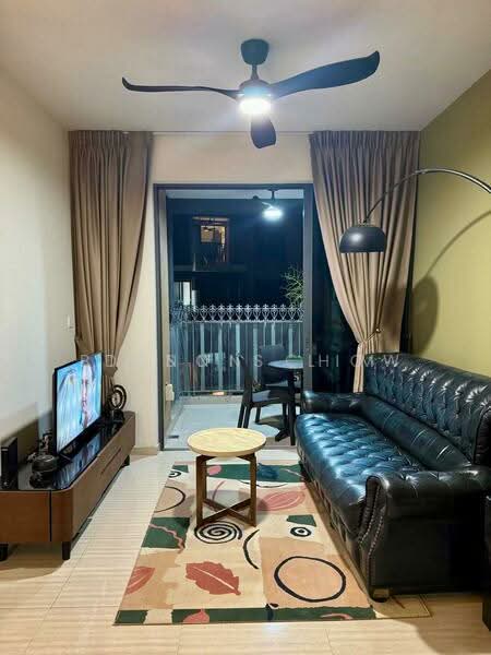 The Brownstone, 160 Canberra Drive, 3 Bedrooms, 990 sqft, Executive Condominium For Rent, by Binson Chow, 500101190 - Living Room - PropertyGuru.com.sg