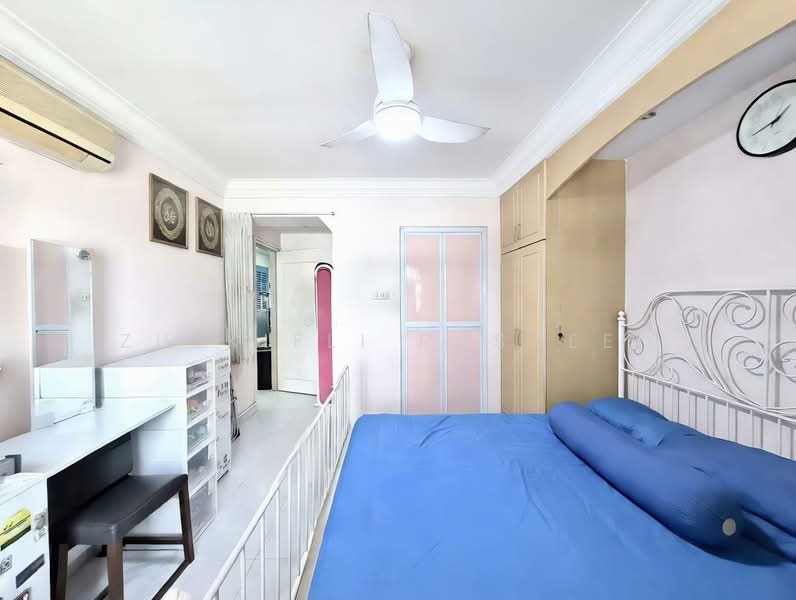 525 Woodlands Drive 14, 525 Woodlands Drive 14, 4 Bedrooms, 1,389 sqft, HDB Flat For Sale, by Zulkifli Rasheed, 500101192 - Bedroom - PropertyGuru.com.sg