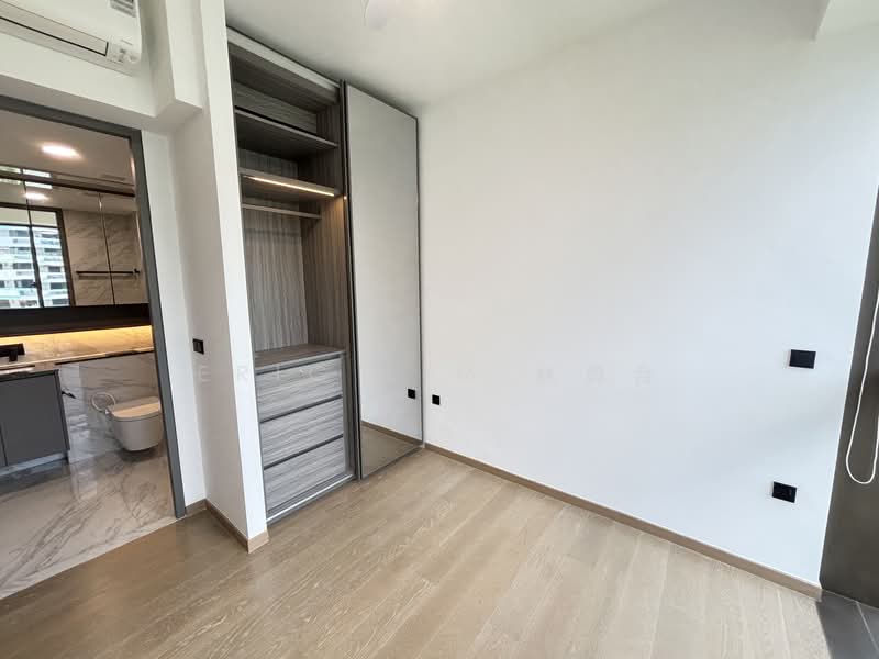 The Landmark, 173 Chin Swee Road, 2 Bedrooms, 678 sqft, Condominium For Rent, by Eric Lim 林勇合, 500101196 - Bedroom - PropertyGuru.com.sg