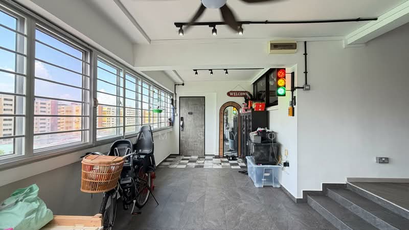 202 Tampines Street 21 HDB Flat For Sale at S$ 830,000 | PropertyGuru Singapore - Interior