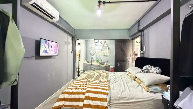 202 Tampines Street 21 HDB Flat For Sale at S$ 830,000 | PropertyGuru Singapore - Bedroom