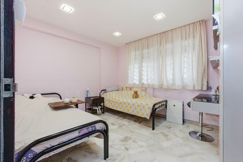 167 Hougang Avenue 1 HDB Flat For Sale at S$ 800,000 | PropertyGuru Singapore - Bedroom