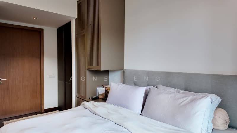 Verdale, 14 De Souza Avenue, 5 Bedrooms, 1,873 sqft, Condominium For Sale, by Agnes Eng, 500101239 - Master Bedroom with 4 Panel Wardrobe - PropertyGuru.com.sg