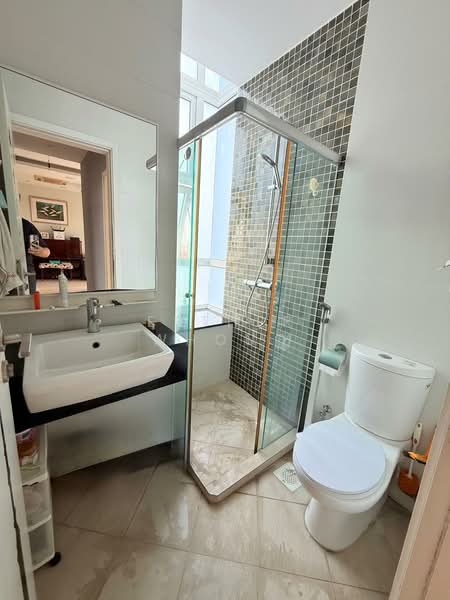 City Regency Apartment For Sale at S$ 1,715,000 | PropertyGuru Singapore - Bathroom