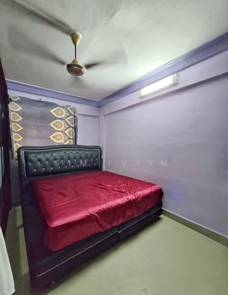 269A Queen Street HDB Flat For Sale at S$ 599,000 | PropertyGuru Singapore - Bedroom