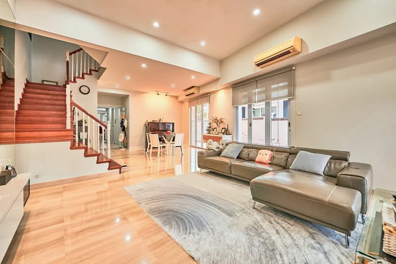 For Sale - Burgundy Hill