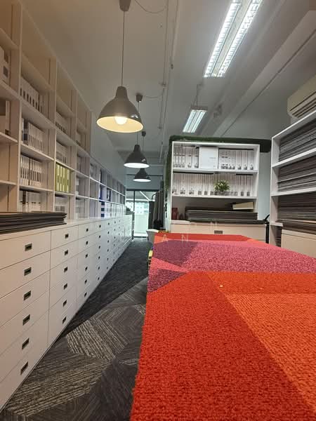 UB. One, 81 Ubi Avenue 4, 1,313 sqft, Light Industrial (B1) For Sale, by Mun Hon Chan, 500101267 - Interior - CommercialGuru.com.sg