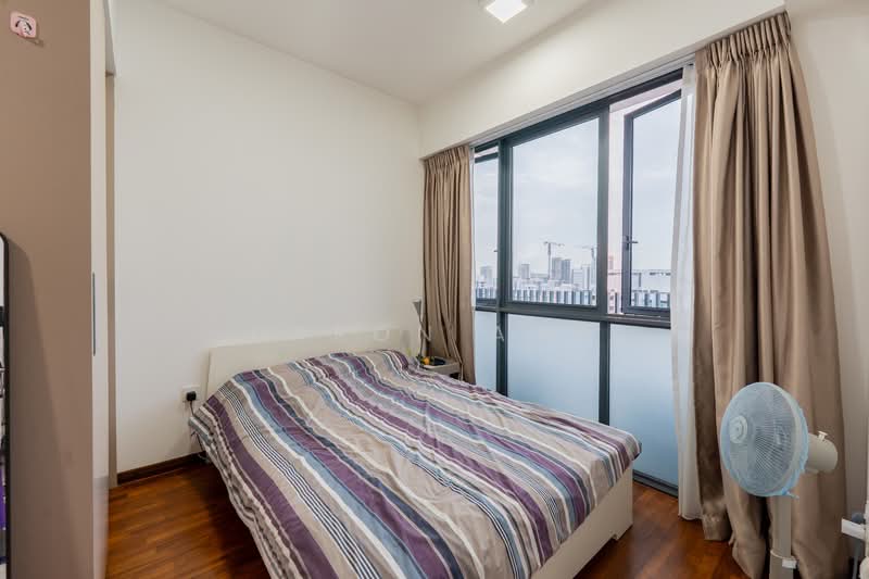 Cheap and Undervalued, High Rental Yield, High Floor, Right Beside Jurong East MRT, , 1 Bedroom, 474 sqft, Condominium For Sale, by Daron Ang, 500101281 - Bedroom - PropertyGuru.com.sg