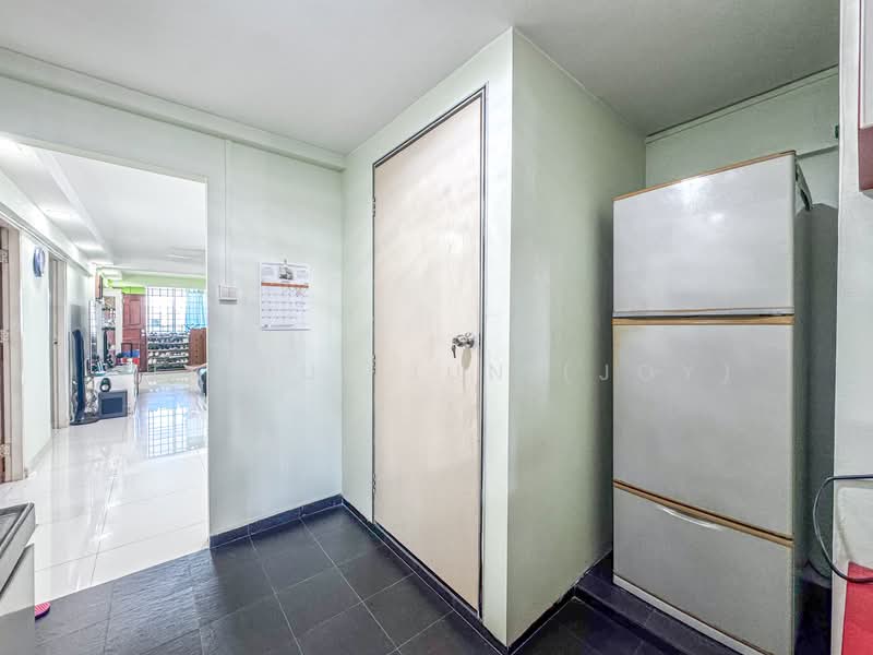 14 Kampong Arang Road HDB Flat For Sale at S$ 818,888 | PropertyGuru Singapore - Optional store room