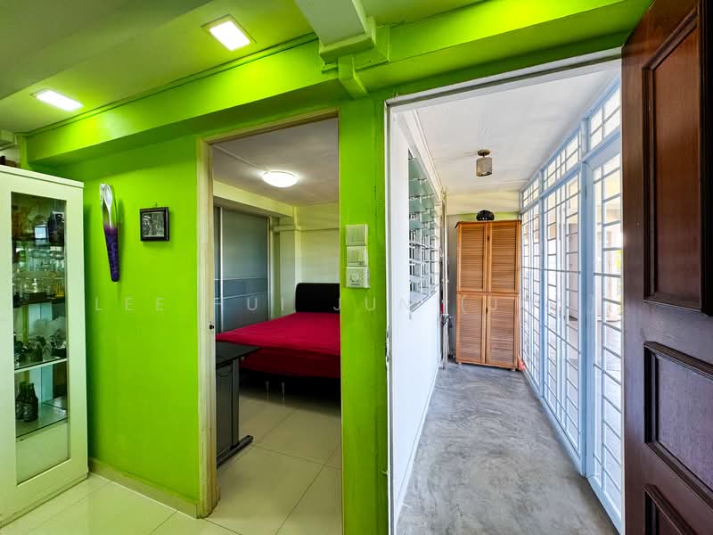 14 Kampong Arang Road HDB Flat For Sale at S$ 818,888 | PropertyGuru Singapore - Room separated by recess area - privacy 